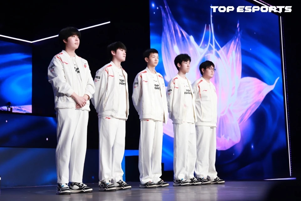 恭喜TES以3-1的战绩淘汰G2,晋级S15全球总决赛4强